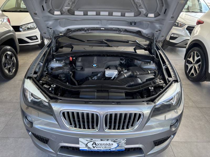 BMW - X1 - 2012/2013 - Cinza - R$ 84.900,00