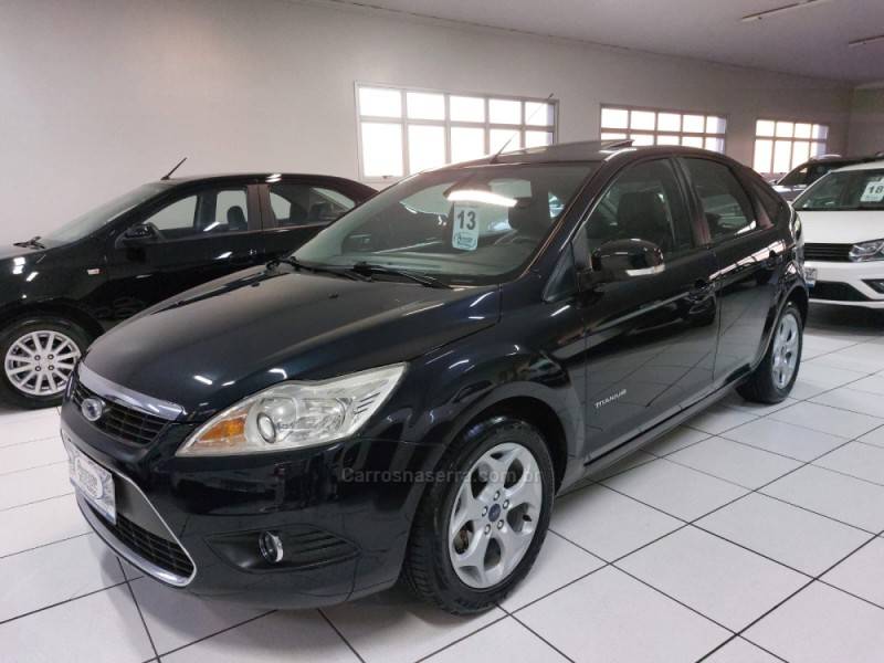 FORD - FOCUS - 2013/2013 - Preta - R$ 54.900,00