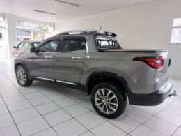 FIAT - TORO - 2018/2019 - Cinza - R$ 112.900,00