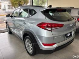 HYUNDAI - TUCSON - 2021/2022 - Prata - R$ 127.900,00