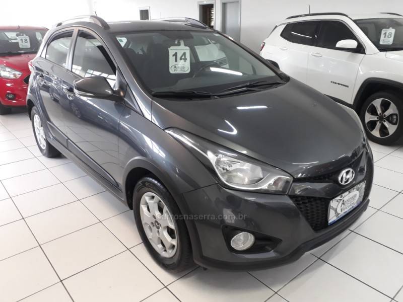 HYUNDAI - HB20X - 2013/2014 - Cinza - R$ 56.900,00