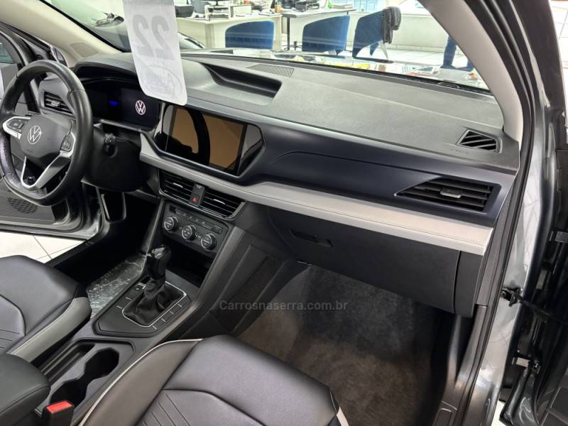 VOLKSWAGEN - TAOS - 2022/2022 - Cinza - R$ 135.000,00