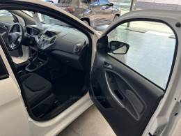 FORD - KA - 2016/2017 - Branca - R$ 54.500,00