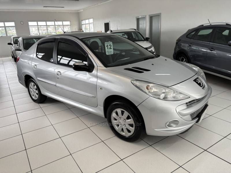 PEUGEOT - 207 - 2012/2012 - Prata - R$ 29.900,00