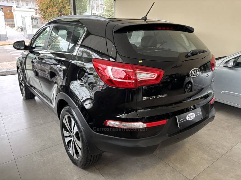 KIA MOTORS - SPORTAGE - 2012/2013 - Preta - R$ 82.900,00