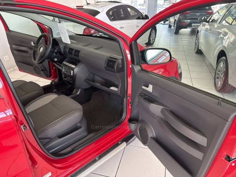 VOLKSWAGEN - CROSSFOX - 2008/2009 - Vermelha - R$ 38.900,00
