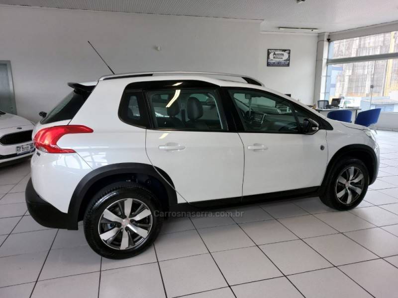 PEUGEOT - 2008 - 2018/2019 - Branca - R$ 75.900,00