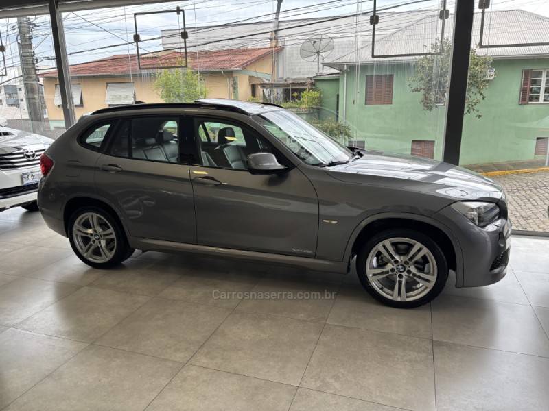 BMW - X1 - 2012/2013 - Cinza - R$ 84.900,00