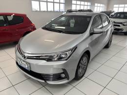 TOYOTA - COROLLA - 2018/2019 - Prata - R$ 107.900,00