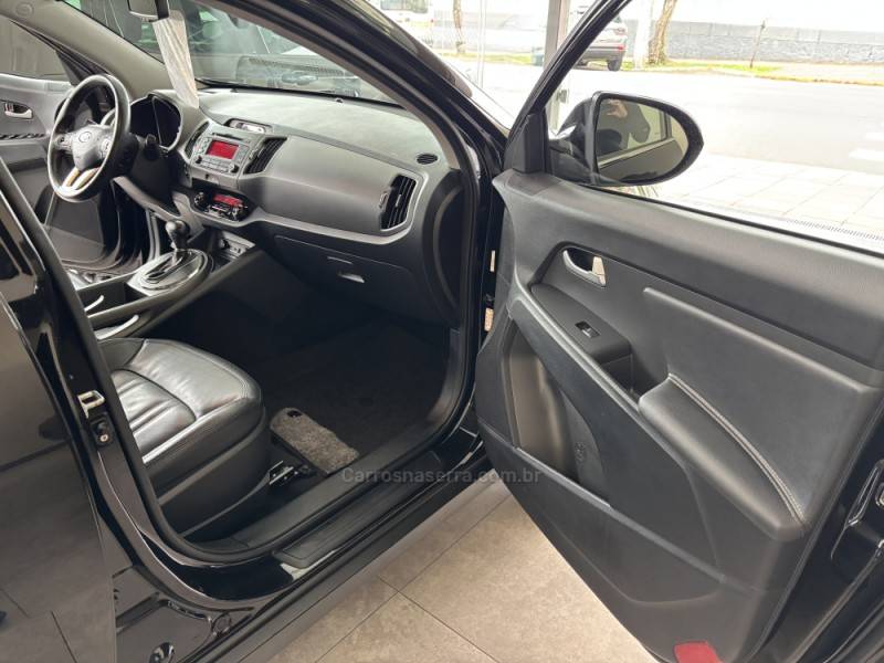 KIA MOTORS - SPORTAGE - 2012/2013 - Preta - R$ 82.900,00