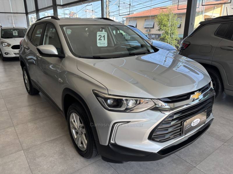 CHEVROLET - TRACKER - 2020/2021 - Prata - R$ 96.900,00
