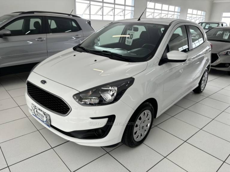 FORD - KA - 2019/2020 - Branca - R$ 56.900,00