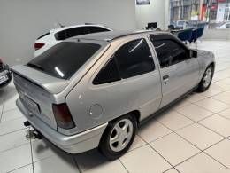 CHEVROLET - KADETT - 1997/1998 - Prata - R$ 35.000,00