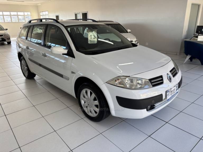 RENAULT - MÉGANE - 2013/2013 - Branca - R$ 38.500,00