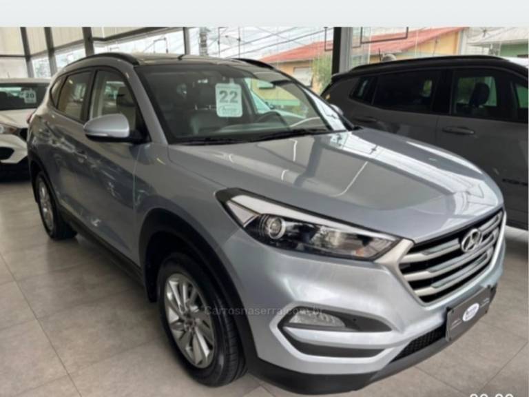 HYUNDAI - TUCSON - 2021/2022 - Prata - R$ 127.900,00