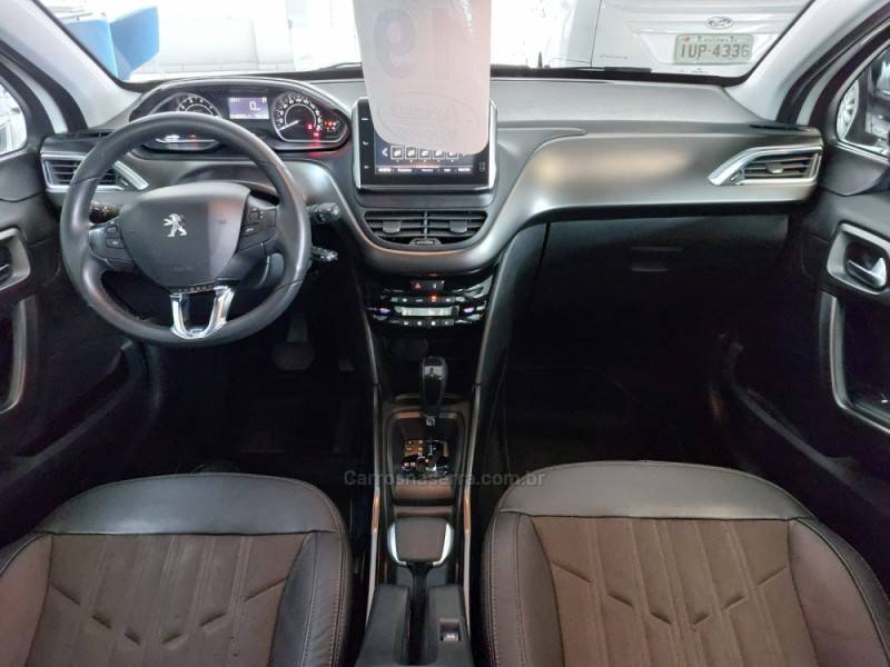 PEUGEOT - 2008 - 2018/2019 - Branca - R$ 75.900,00