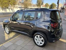JEEP - RENEGADE - 2022/2023 - Preta - R$ 109.900,00
